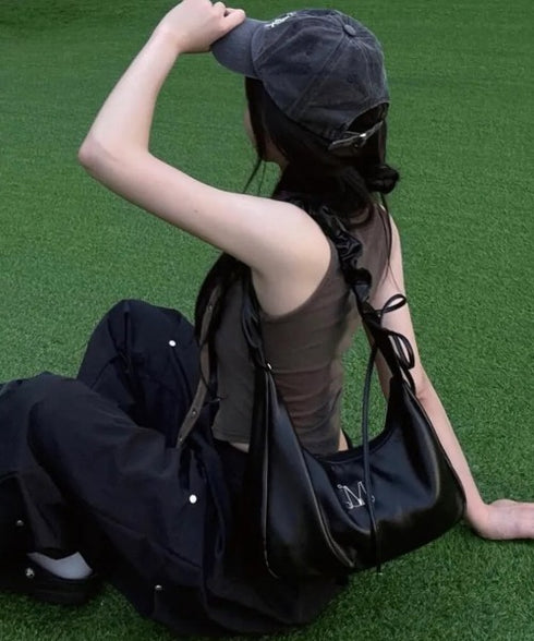 MUCENT(ムセント)/軽量 シャーリング クロス ショルダーバッグ/ROUSSEL METAL LOGO SHIRRING CROSS BAG | AT1253033 | ブラック