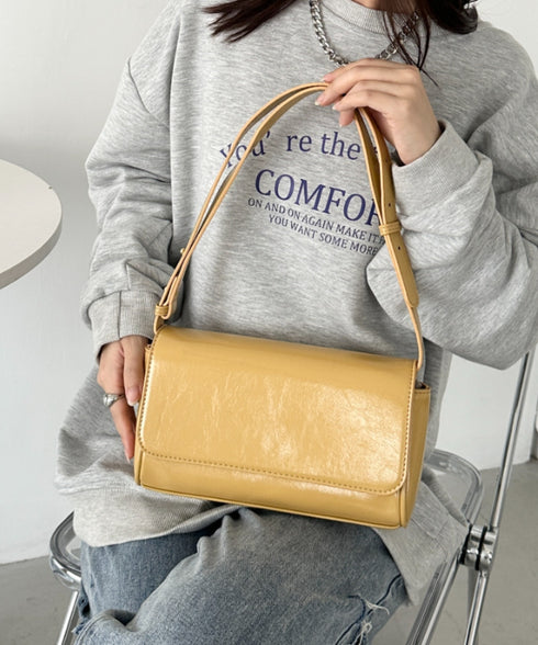 ベルトショルダースクエアPUバッグ | CL1256013 | マスタード