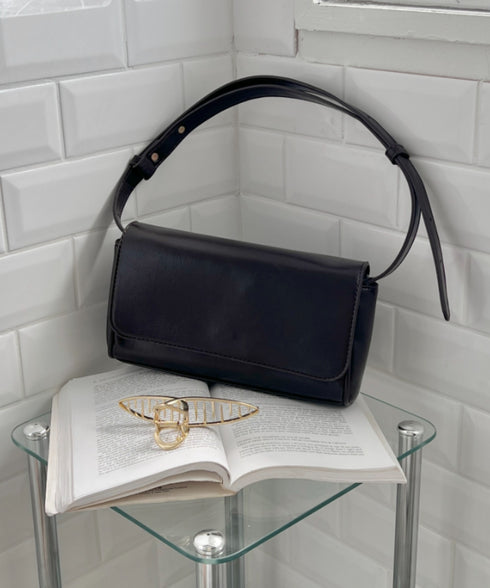 ベルトショルダースクエアPUバッグ | CL1256013 | ブラック