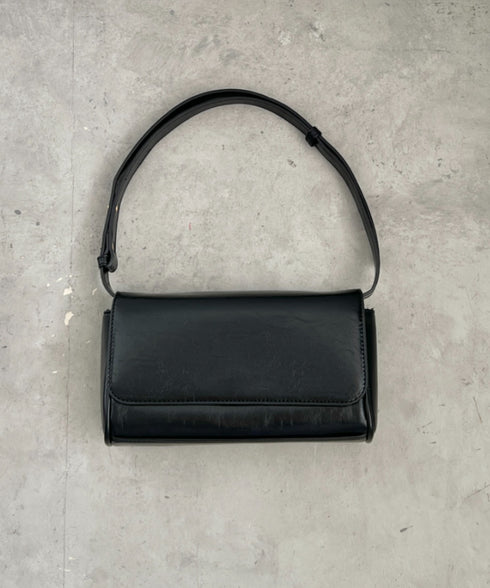 ベルトショルダースクエアPUバッグ | CL1256013 | ブラック