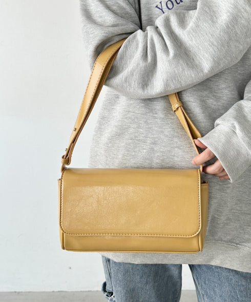 ベルトショルダースクエアPUバッグ | CL1256013 | マスタード