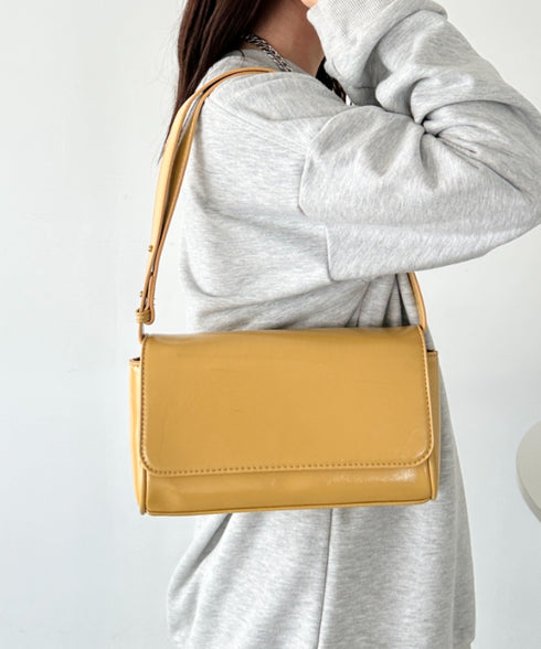 ベルトショルダースクエアPUバッグ | CL1256013 | マスタード