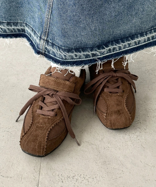 フェイクスウェードベルトスニーカー | CL3256016 | ブラウン