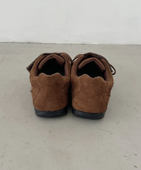 フェイクスウェードベルトスニーカー | CL3256016 | ブラウン