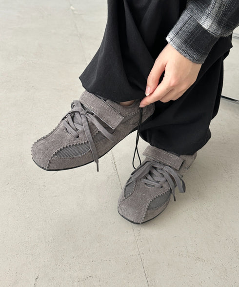 フェイクスウェードベルトスニーカー | CL3256016 | グレー