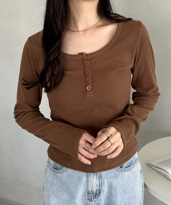 ヘンリーネック長袖リブコンパクトトップス | CL2253011 | ブラウン