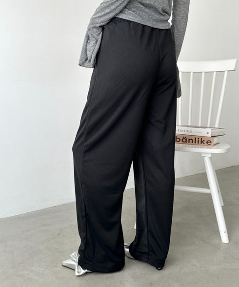 イージーワイドスウェットパンツ | CL2253015 | ブラック