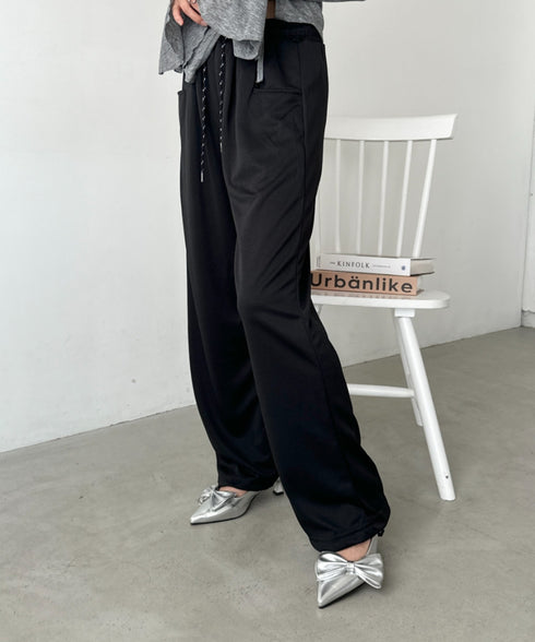 イージーワイドスウェットパンツ | CL2253015 | ブラック