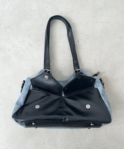 アウトポケットバイカラーショルダーバッグ | BA1256011 | ブラック系その他