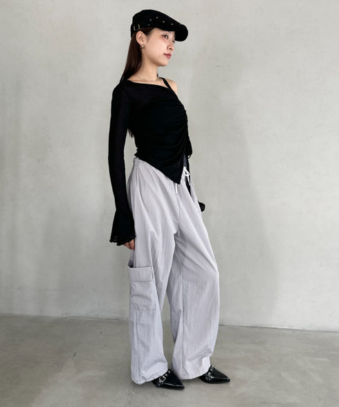 サイドシャーリングワンショルダーシアー長袖トップス | BA2253006 | ブラック