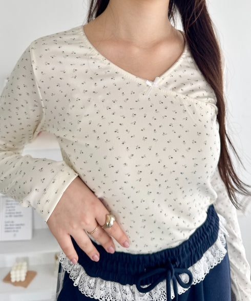 リボンフラワーVネックトップス | SL2256054 | アイボリー
