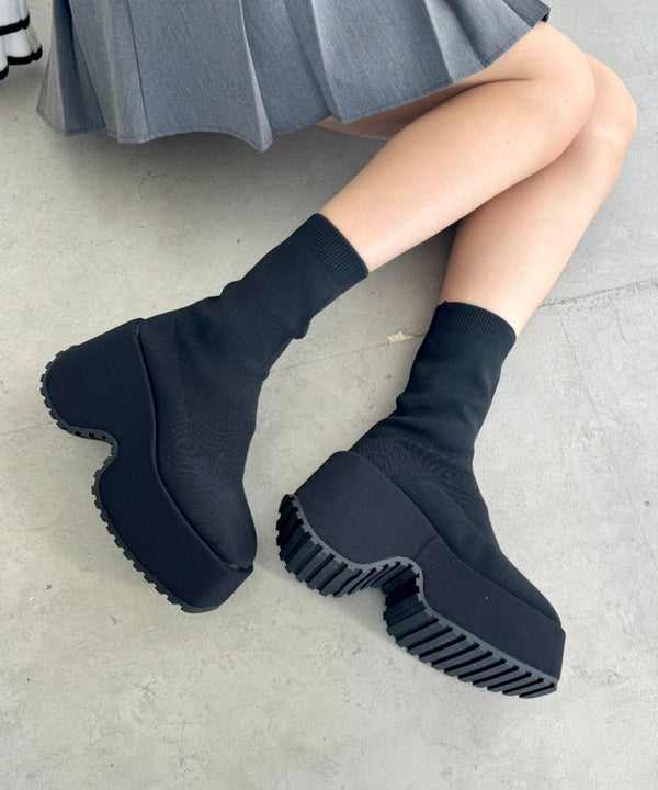 ボリュームソールスクエアトゥソックスブーツ | LO3256031 | ブラック