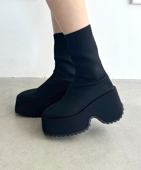 ボリュームソールスクエアトゥソックスブーツ | LO3256031 | ブラック