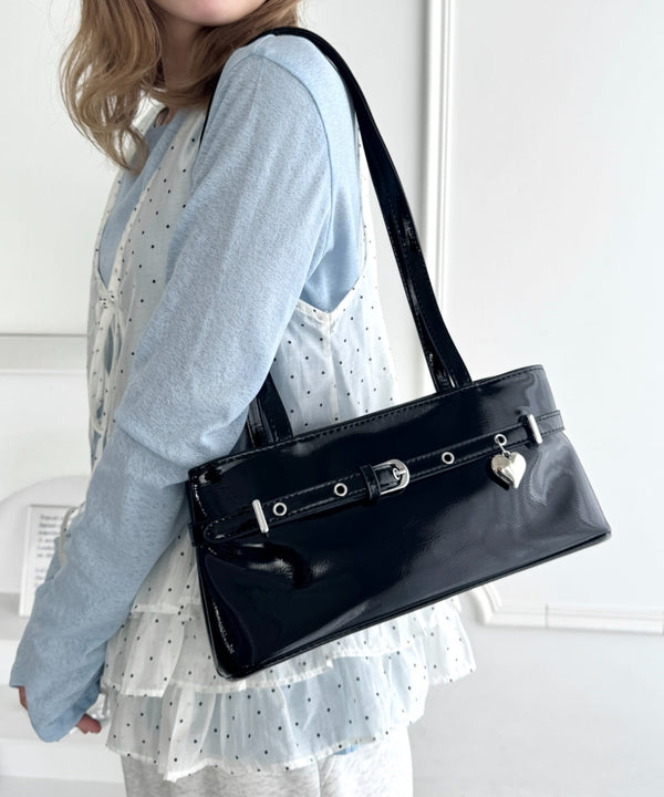 ハートチャームベルトショルダーバッグ | LO1256033 | ブラック