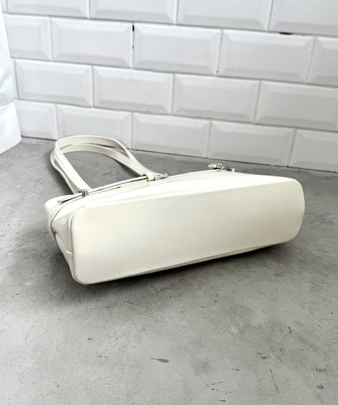 ハートチャームベルトショルダーバッグ | LO1256033 | オフホワイト