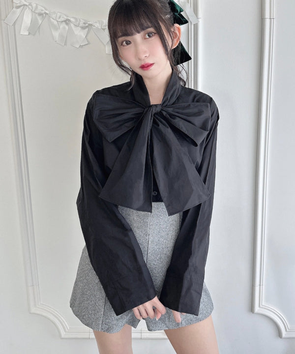 ボリュームリボンボウタイブラウス | LO2253017 | ブラック