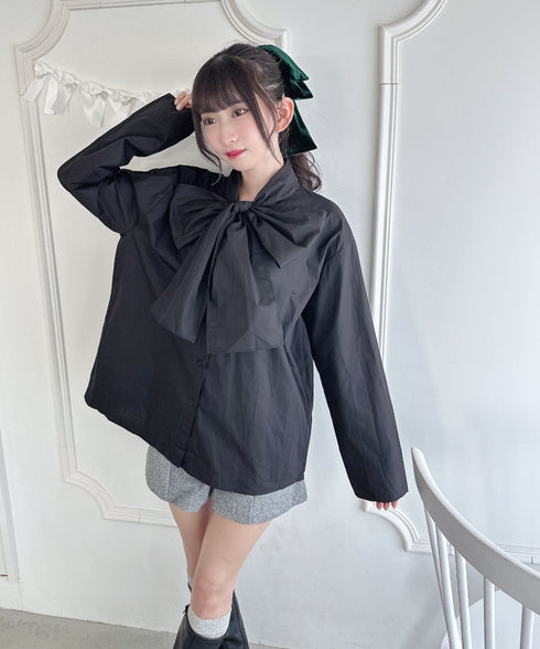 ボリュームリボンボウタイブラウス | LO2253017 | ブラック