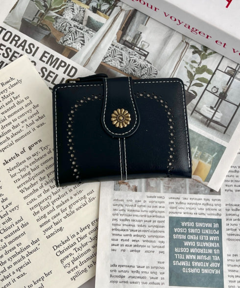 ヴィンテージライクコンチョミニウォレット | SL6256071 | ブラック