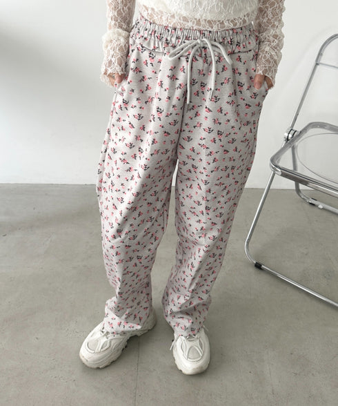 小花柄プリントスウェットパンツ | CL2256017 | ライトグレー