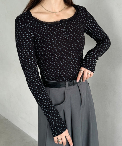 カップ付き花柄ロングスリーブカットソー | MD2253028 | ブラック