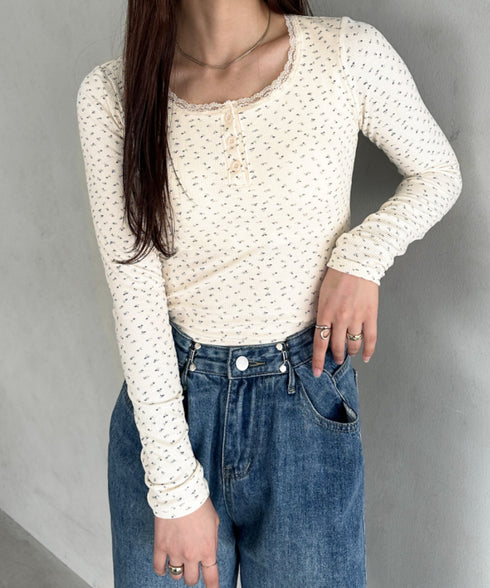 カップ付き花柄ロングスリーブカットソー | MD2253028 | アイボリー