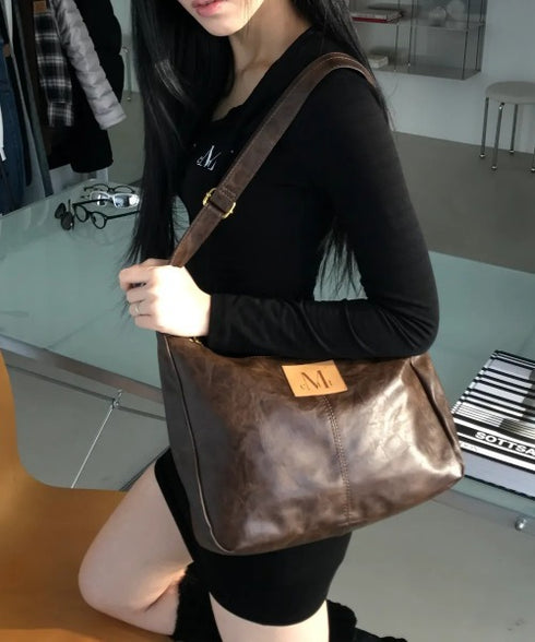 MUCENT(ムセント)/軽量 ゴールドライン ショルダー トートバッグ/MERIN GOLD LINE LEATHER SHOULDER BAG | AT1253047 | ブラウン