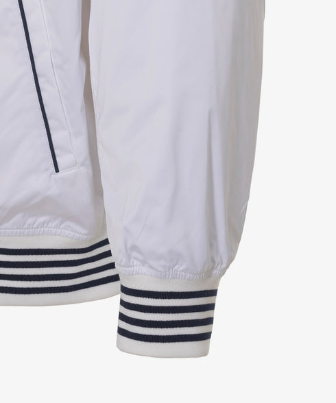 THE NORTH FACE(ザ・ノースフェイス)/ロゴ刺繍 ワッペン スタジャン ジャケット/SPORTY BOMBER JACKET | IM2253061 | オフホワイト