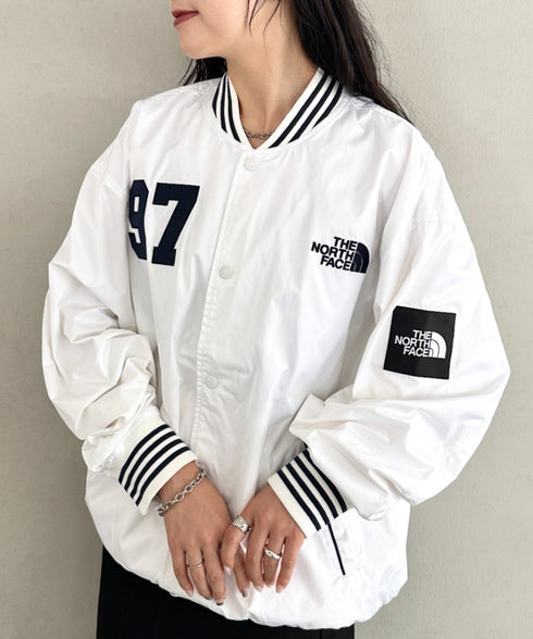 THE NORTH FACE(ザ・ノースフェイス)/ロゴ刺繍 ワッペン スタジャン ジャケット/SPORTY BOMBER JACKET | IM2253061 | オフホワイト