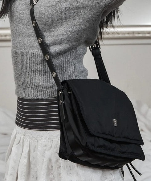 BLACK PURPLE(ブラックパープル)/3WAY 軽量 ショルダー クロスバッグ ポーチ/3-Way Cloud Bag-M | AT1253056 | ブラック