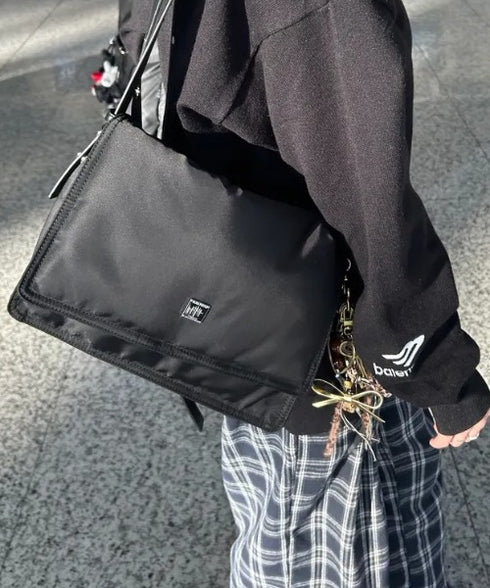 BLACK PURPLE(ブラックパープル)/3WAY 軽量 ショルダー クロスバッグ ポーチ/3-Way Cloud Bag-M | AT1253056 | ブラック