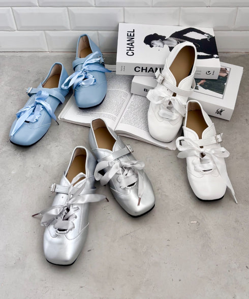 サテンリボンレースアップフラットシューズ | SL3256081 | シルバー