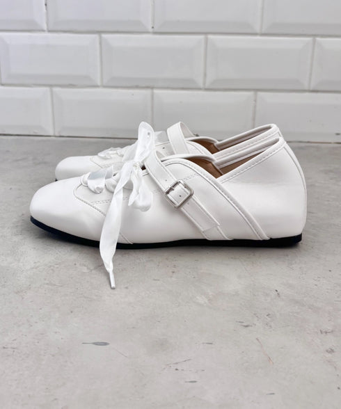 サテンリボンレースアップフラットシューズ | SL3256081 | ホワイト