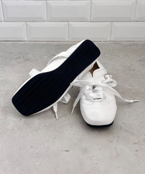 サテンリボンレースアップフラットシューズ | SL3256081 | ホワイト