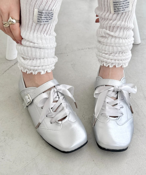 サテンリボンレースアップフラットシューズ | SL3256081 | シルバー