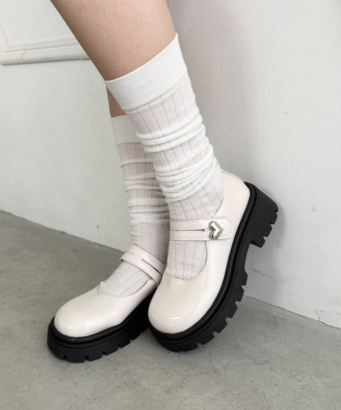 ハートチャーム べルト付き厚底ローファー | WR3253043 | アイボリー