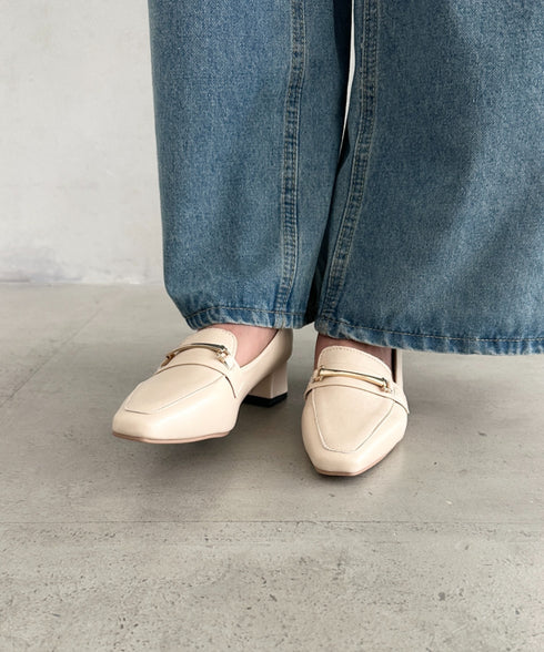 ビッド付きローファーパンプス | MD3253040 | アイボリー