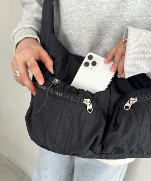 多収納ポケット付きナイロンショルダーバッグ | MD1253046 | ブラック