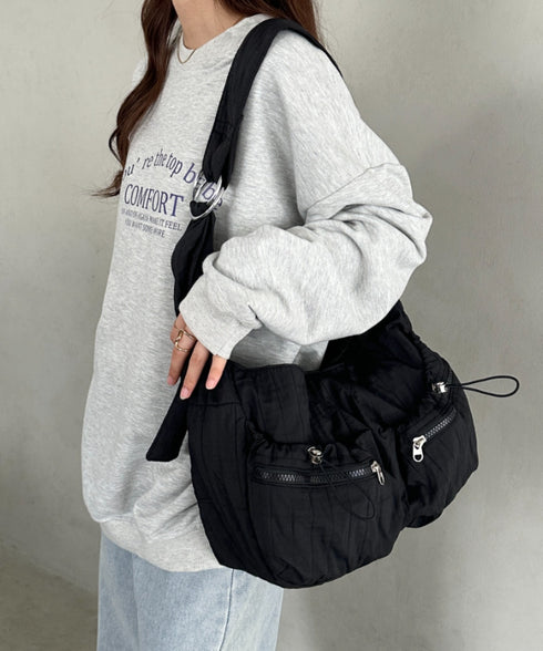 多収納ポケット付きナイロンショルダーバッグ | MD1253046 | ブラック