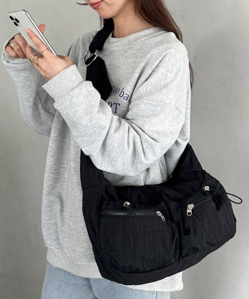 多収納ポケット付きナイロンショルダーバッグ | MD1253046 | ブラック