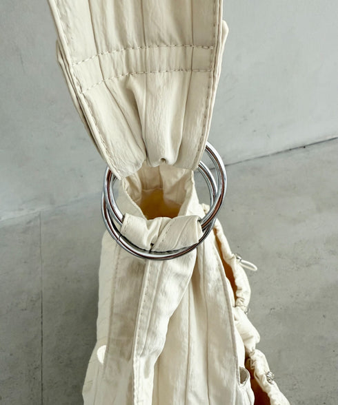 多収納ポケット付きナイロンショルダーバッグ | MD1253046 | アイボリー