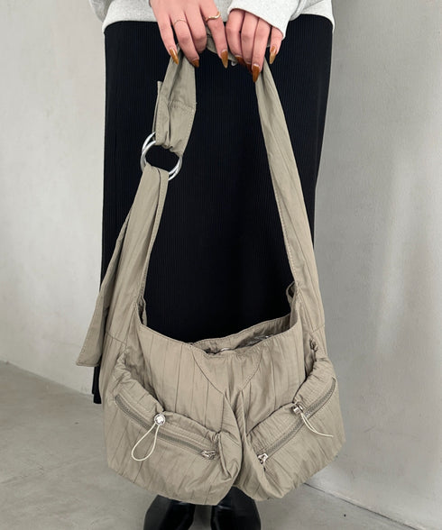 多収納ポケット付きナイロンショルダーバッグ | MD1253046 | カーキ