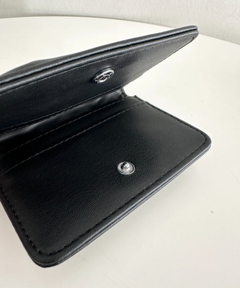 ギャザーデザインコンパクトカードケース | MD6253047 | ブラック