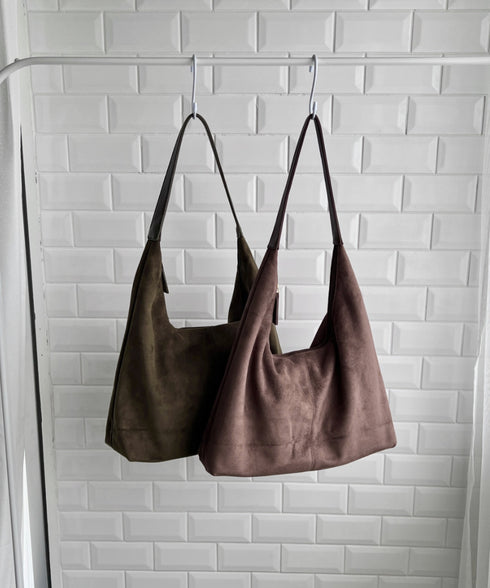 【A4サイズ対応】フェイクスエードショルダーバッグ | CL1256025 | カーキ