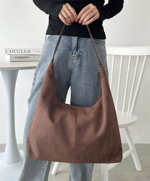 【A4サイズ対応】フェイクスエードショルダーバッグ | CL1256025 | ブラウン