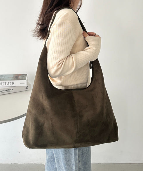 【A4サイズ対応】フェイクスエードショルダーバッグ | CL1256025 | カーキ