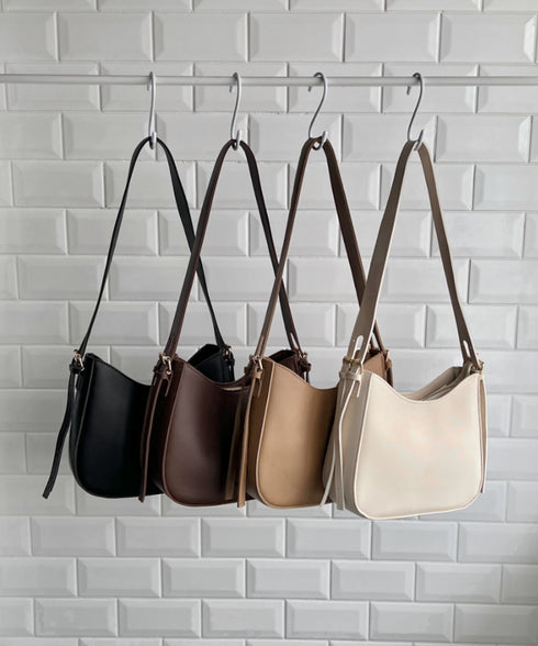 ワンハンドルハーフムーンバッグ | CL1256026 | ベージュ