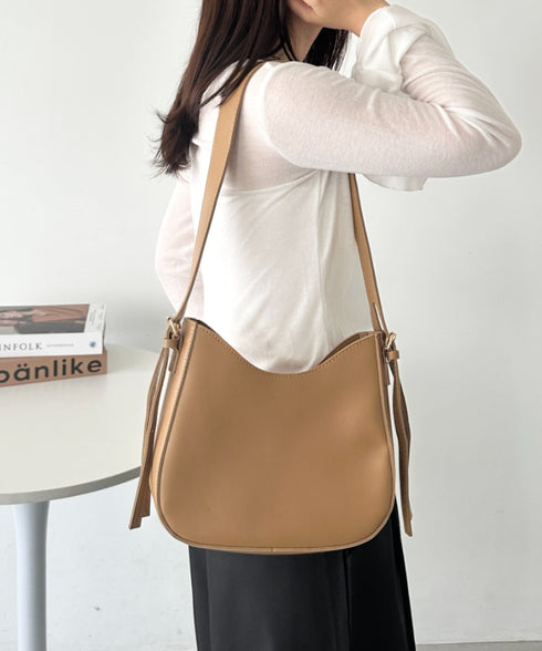 ワンハンドルハーフムーンバッグ | CL1256026 | ベージュ