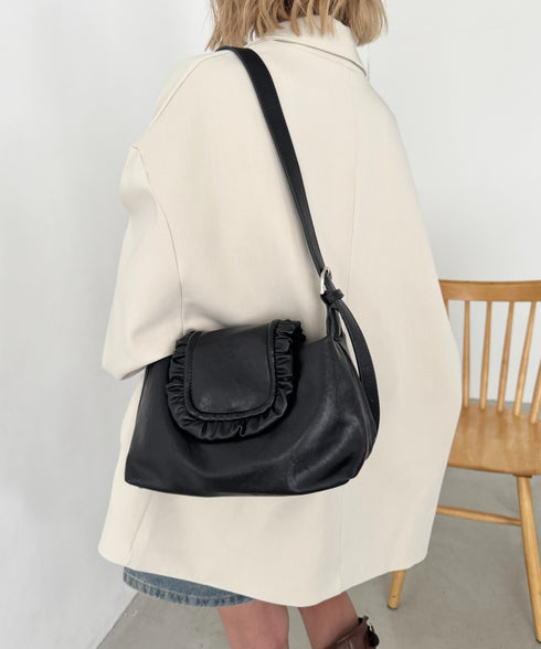 フリルフラップPUショルダーバッグ | SL1256092 | ブラック