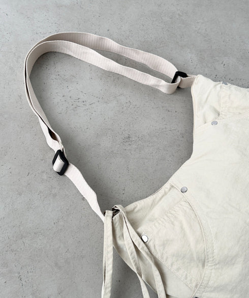 スタッズナイロンショルダーバッグ | BA1256021 | アイボリー