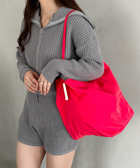 【A4収納可能】ポーチ付きナイロン大容量トートバッグ | MD1253052 | レッド